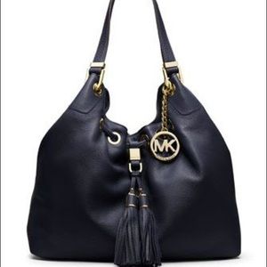 Michael Kors Camden Large Drawstring Tote Black